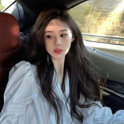弗洛尔和她的两个丈夫